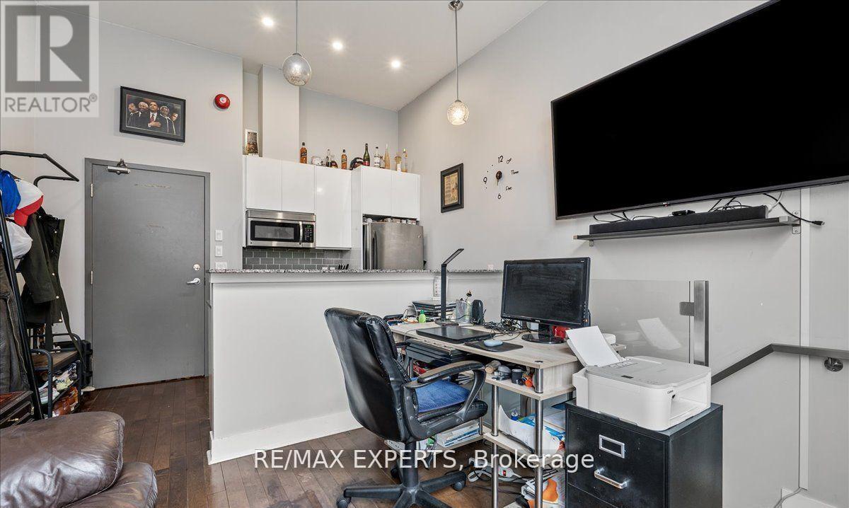 101 - 323 Kingston Road, Toronto, Ontario  M4L 1T8 - Photo 7 - E12352671