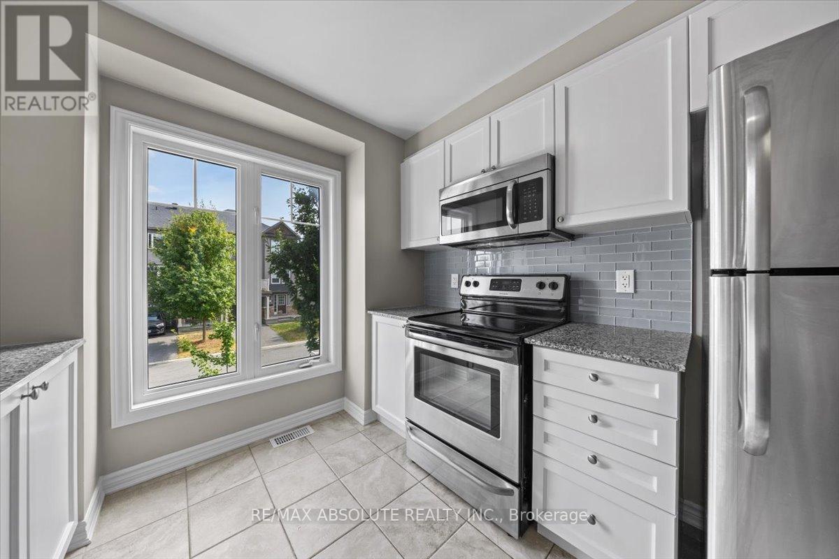 415 Rosingdale Street, Ottawa, Ontario  K2R 1G9 - Photo 12 - X12352729