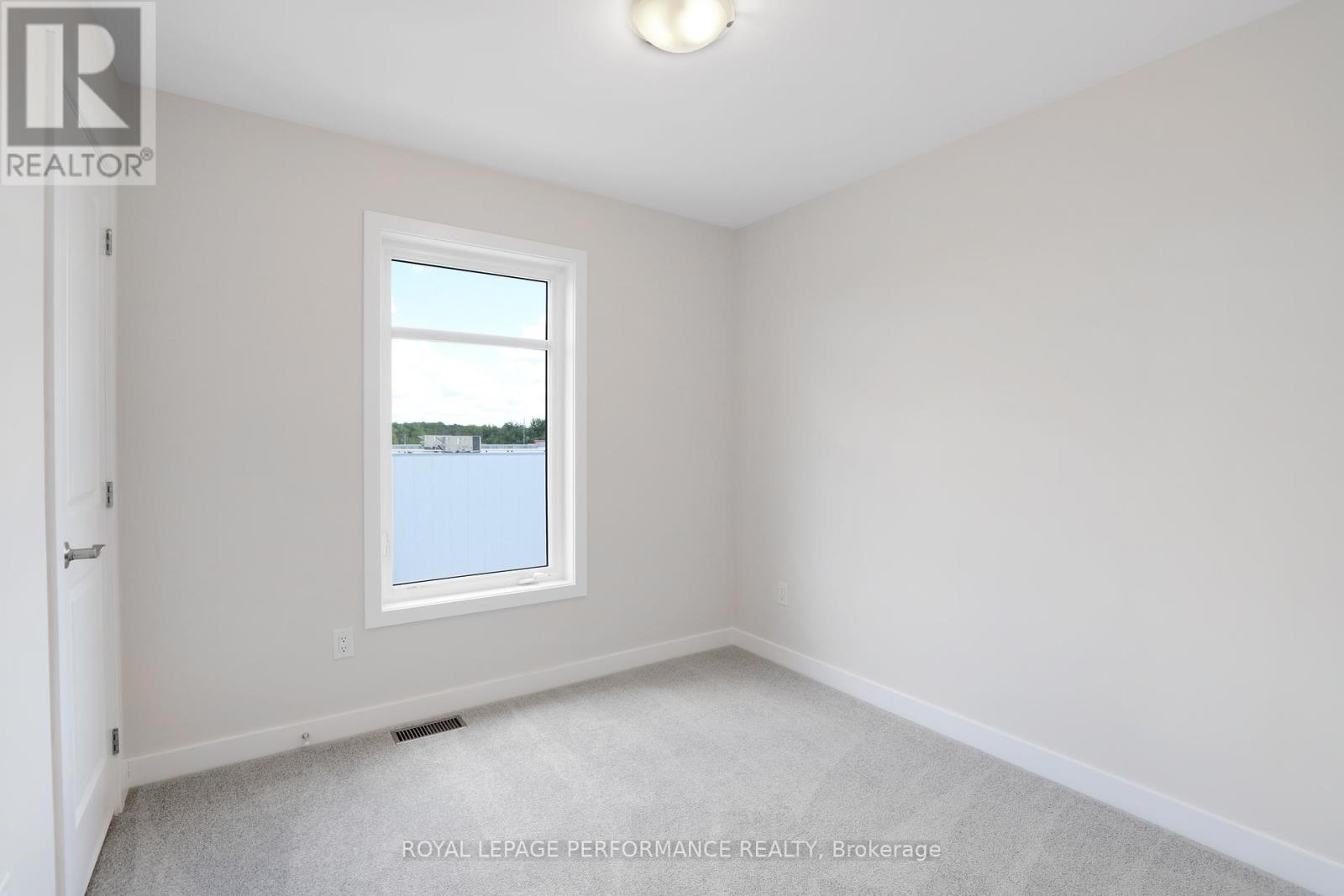 1220 Flycatcher Private, Ottawa, Ontario  K1X 0M7 - Photo 26 - X12352755