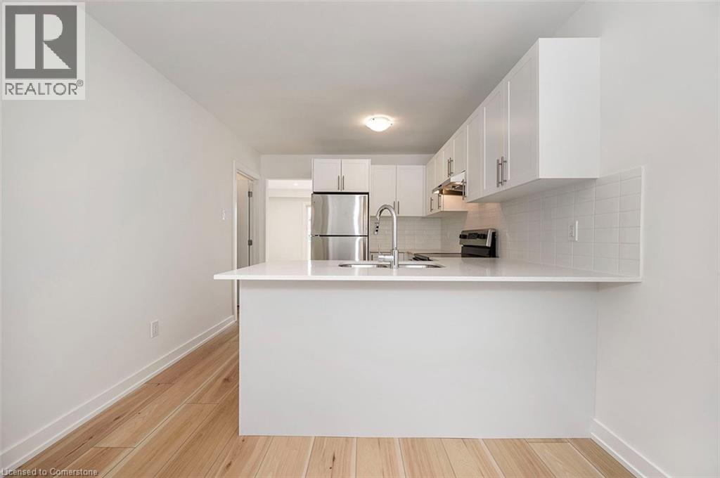 81 Woodman Drive N, Hamilton, Ontario L8H 2M5 - Photo 2 - 40756410