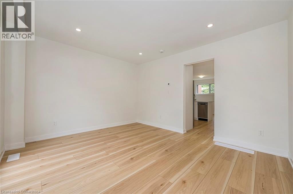 81 Woodman Drive N, Hamilton, Ontario L8H 2M5 - Photo 7 - 40756410