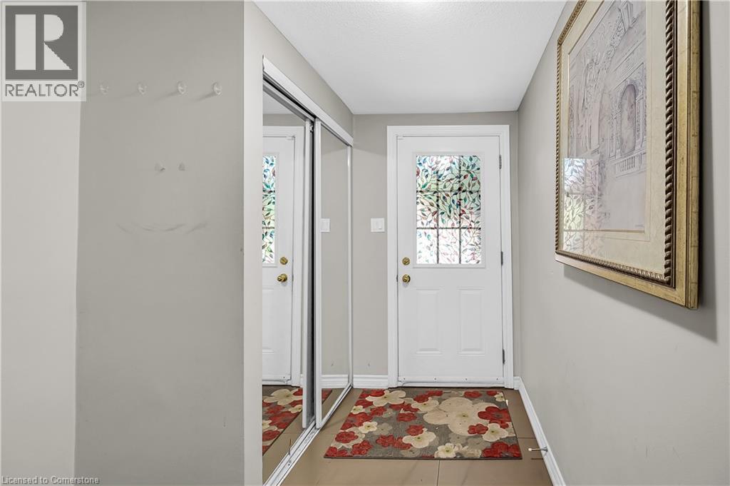 444 Stone Church Road, Hamilton, Ontario  L9B 1R1 - Photo 5 - 40756530
