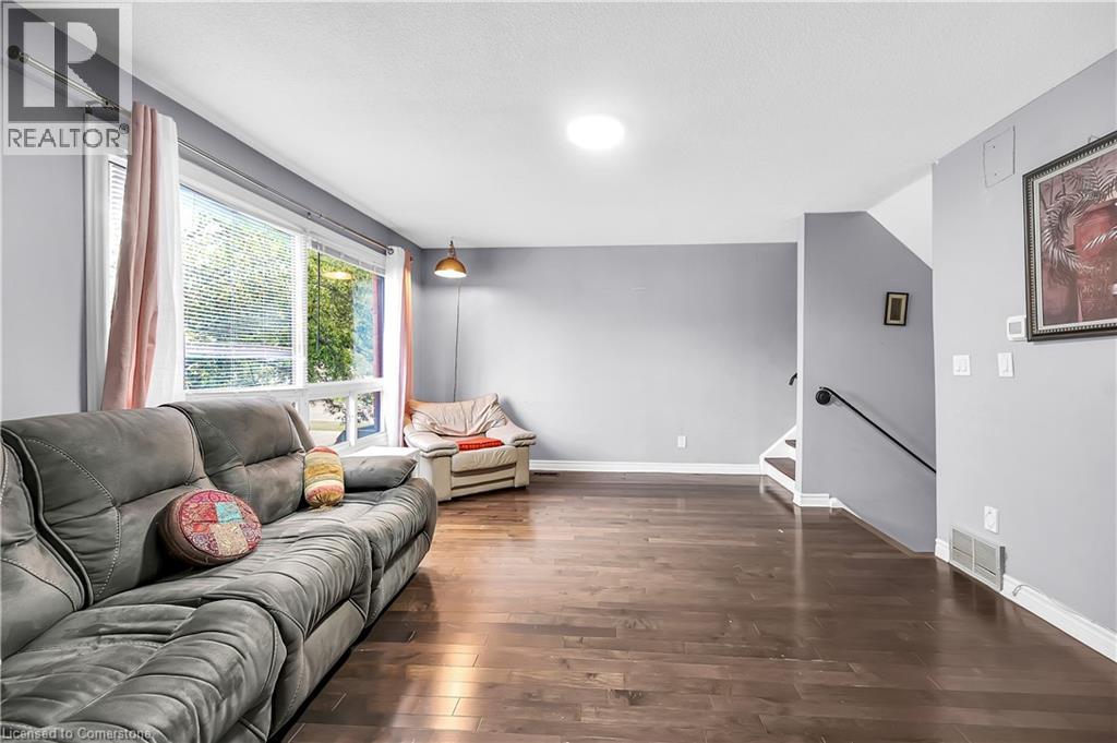 444 Stone Church Road, Hamilton, Ontario  L9B 1R1 - Photo 16 - 40756530