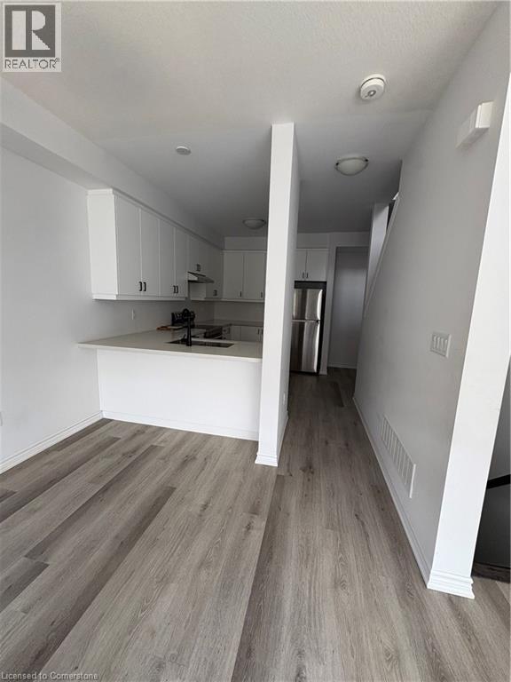 461 Blackburn Drive Unit# 96, Brantford, Ontario  N3T 0W9 - Photo 3 - 40756881