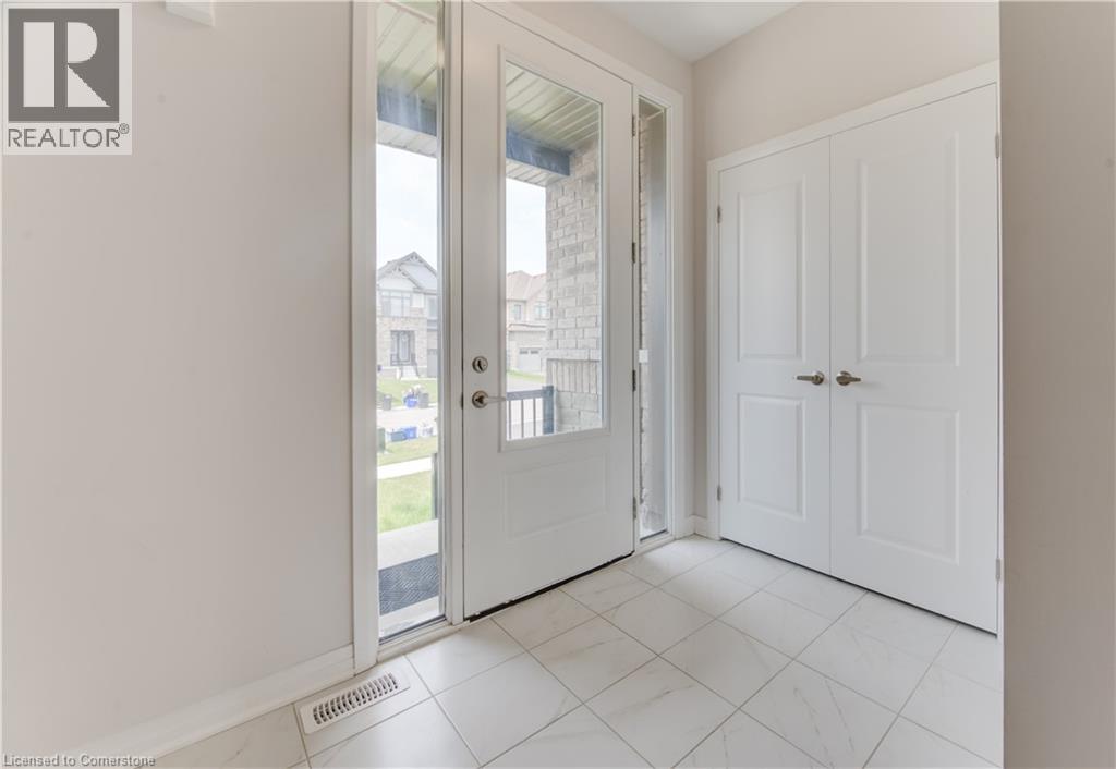 73 Prince Philip Boulevard, Ayr, Ontario  N0B 1E0 - Photo 4 - 40757650