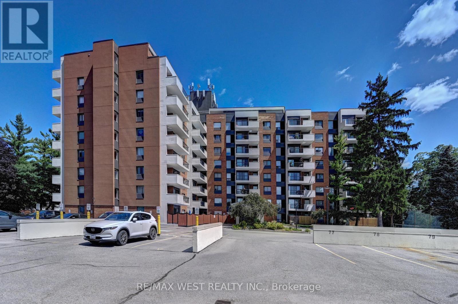 Property at 705 - 260 SHELDON AVENUE N image 3