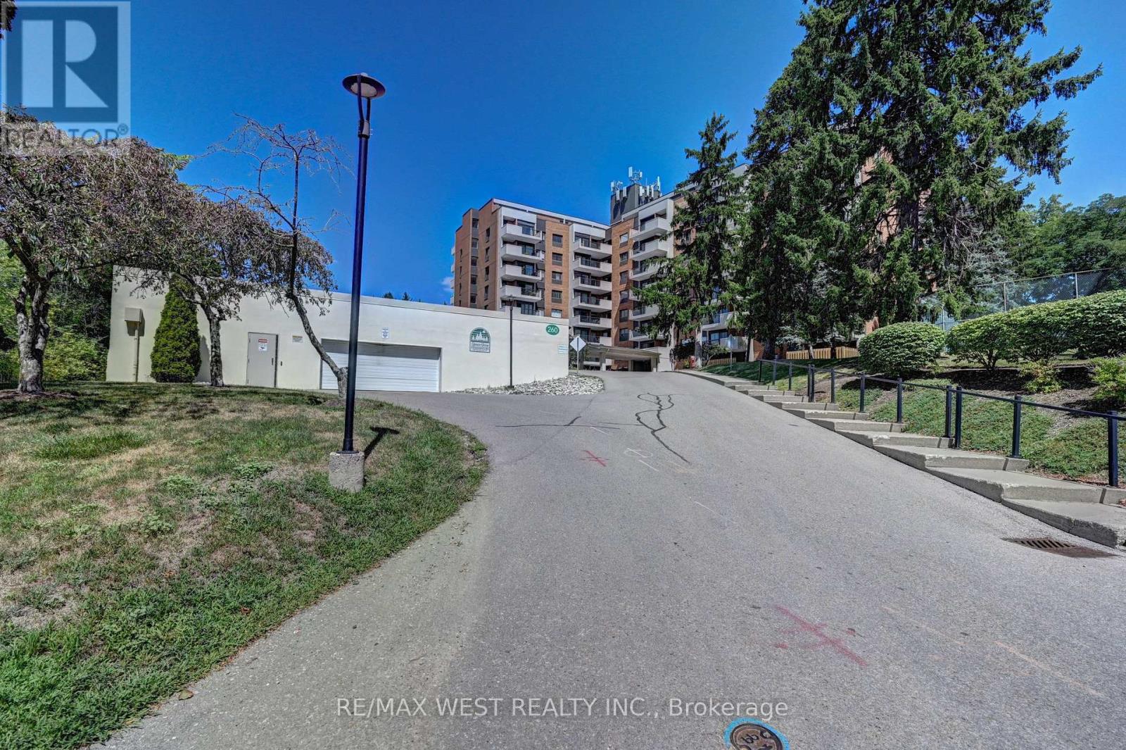 Property at 705 - 260 SHELDON AVENUE N image 2
