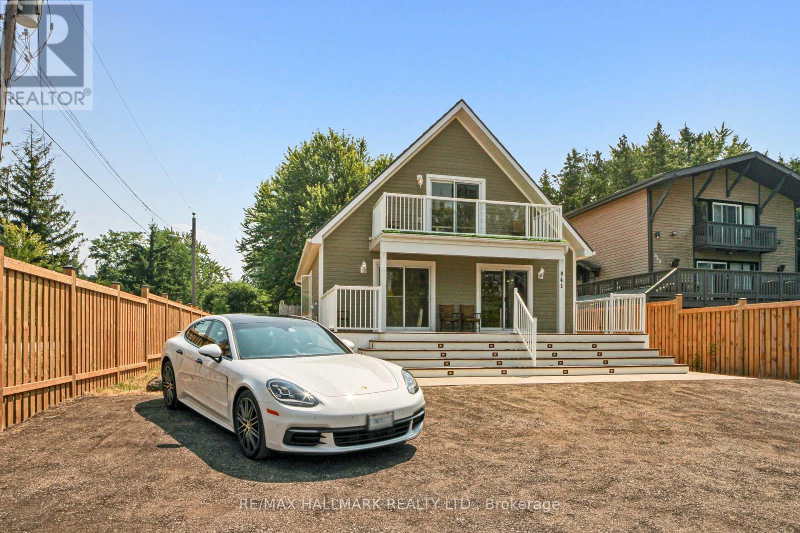 941 Lake Drive N, Georgina, Ontario  L4P 3E9 - Photo 1 - N12352665