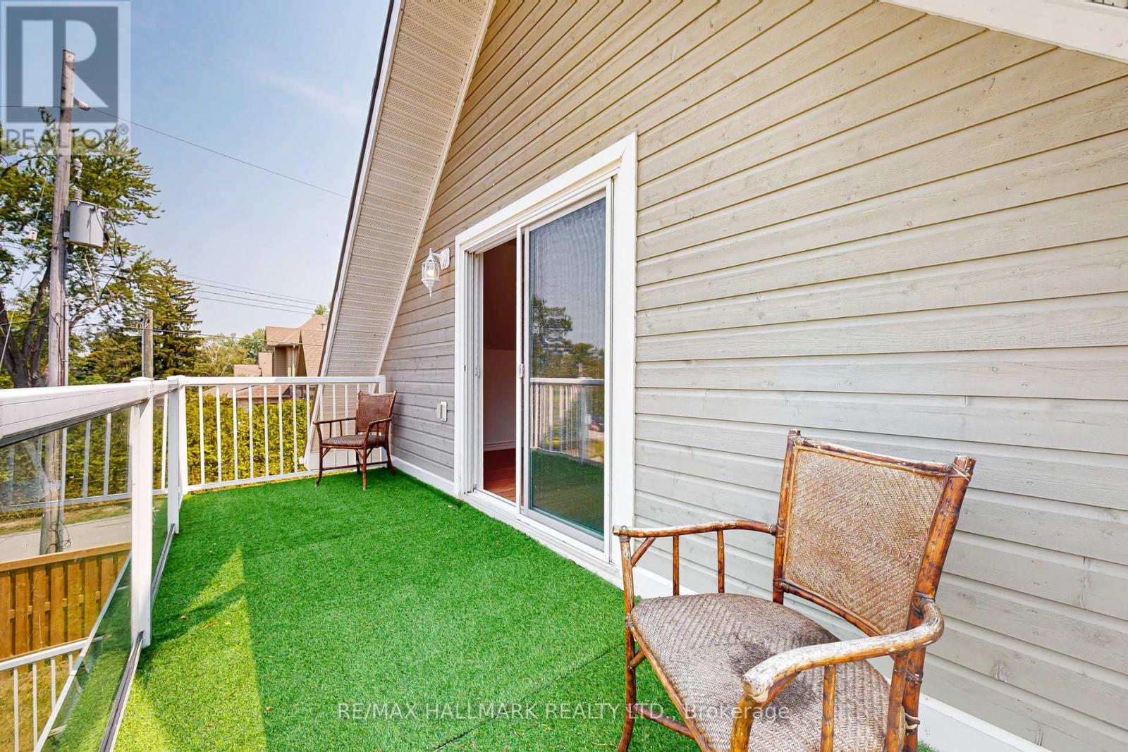 941 Lake Drive N, Georgina, Ontario  L4P 3E9 - Photo 17 - N12352665