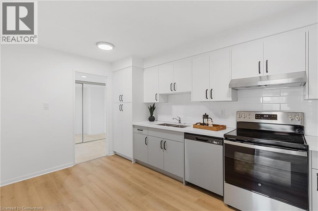 2185 Marine Drive Unit# 604, Oakville, Ontario  L6L 5L6 - Photo 13 - 40759677