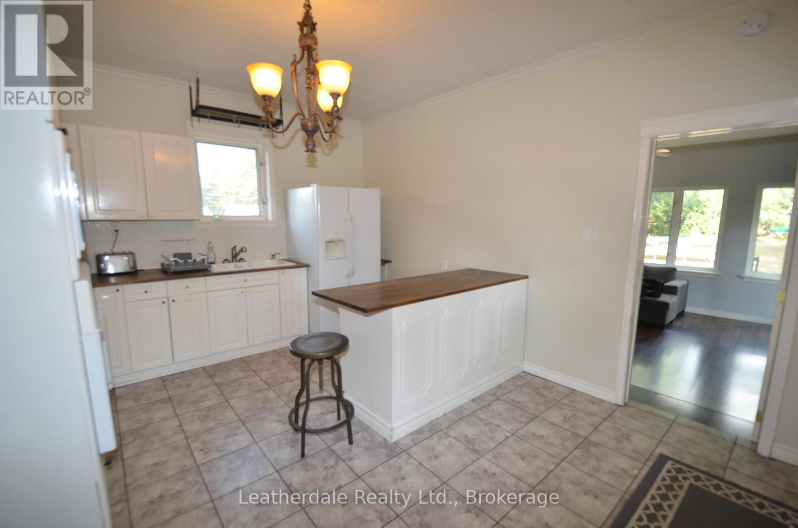 2347 Highway 12 Highway, Ramara, Ontario L0K 1B0 - Photo 8 - S12352815