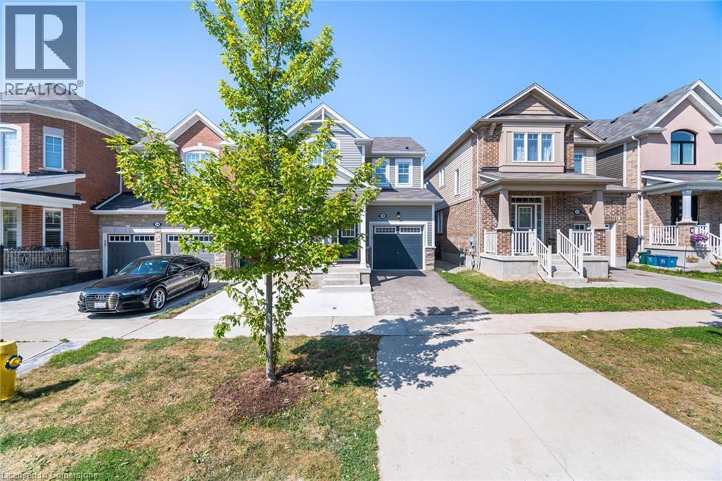 Property at 28 PICKETT Place image 3