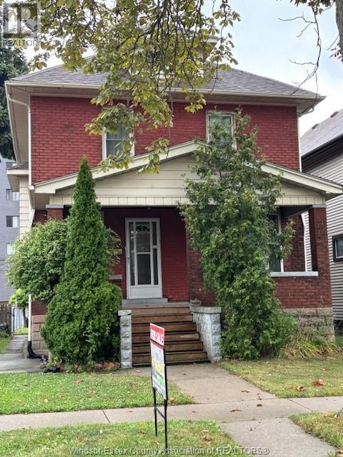 MLS# 25021039: 622 JANETTE AVENUE, Windsor, Canada