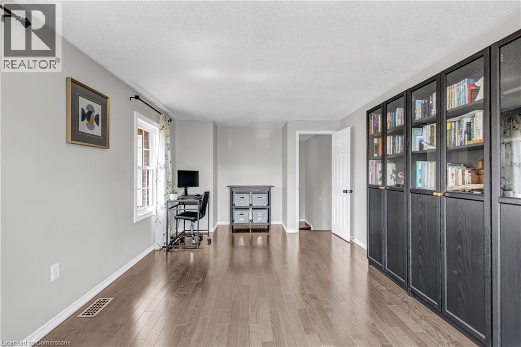 302 Wilkes Court Unit# 24, Aurora, Ontario  L4G 6G6 - Photo 15 - 40760500