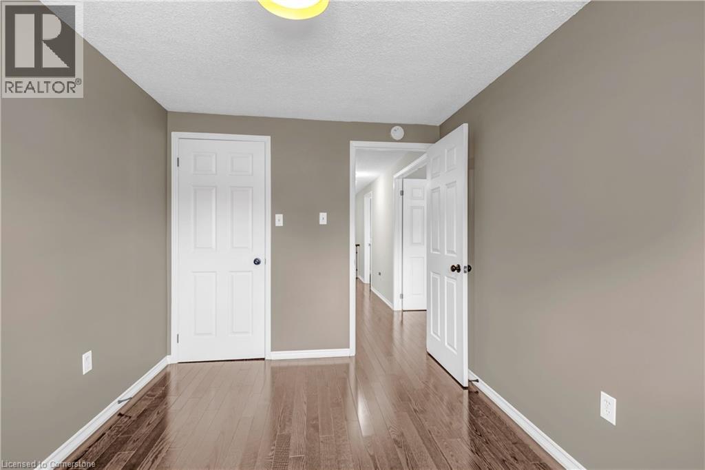 302 Wilkes Court Unit# 24, Aurora, Ontario  L4G 6G6 - Photo 21 - 40760500