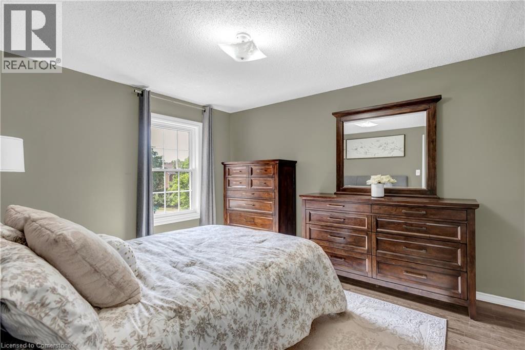 302 Wilkes Court Unit# 24, Aurora, Ontario  L4G 6G6 - Photo 16 - 40760500