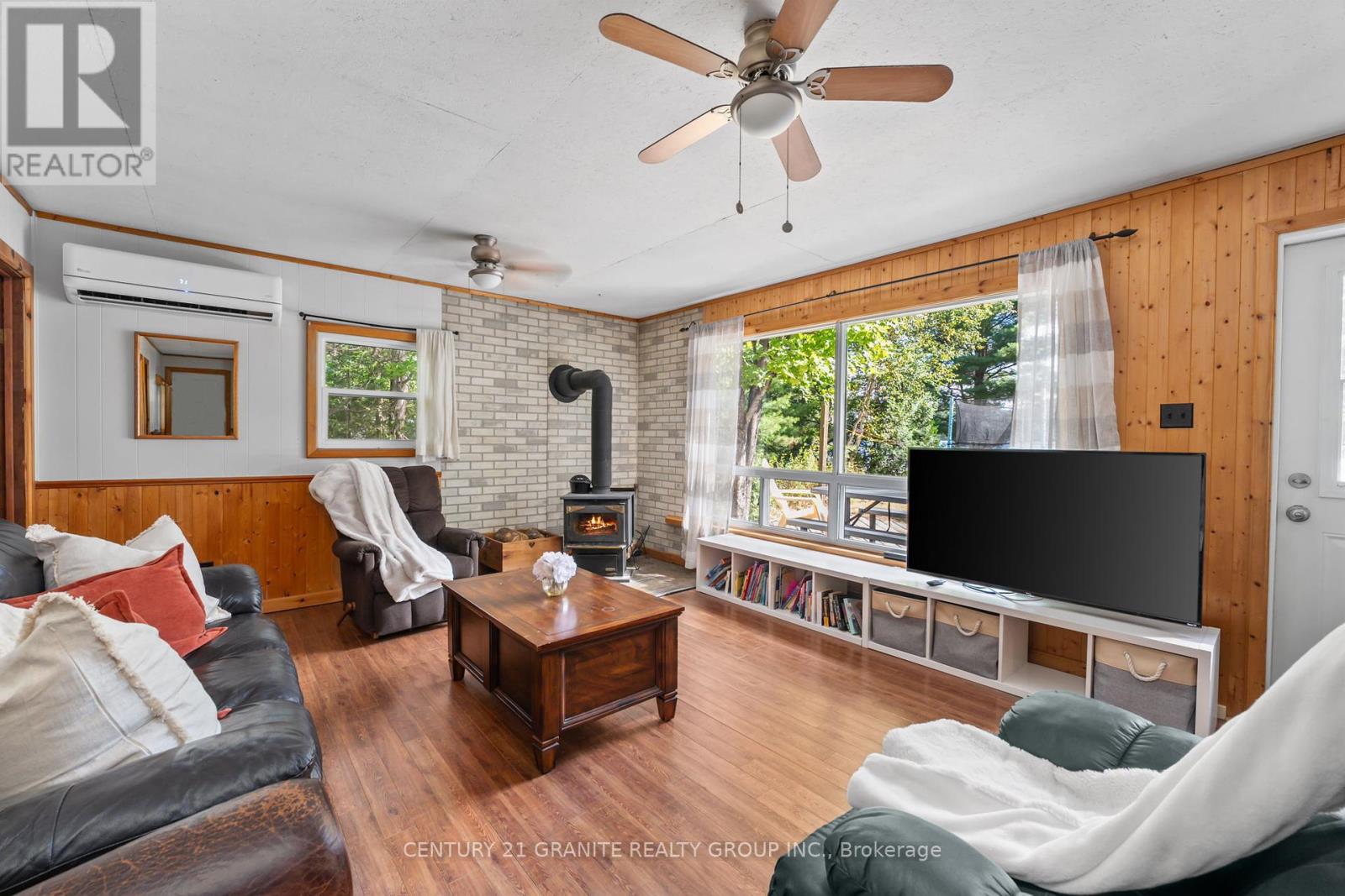 920 Papineau Lake Road, Hastings Highlands, Ontario  K0L 2R0 - Photo 12 - X12352716