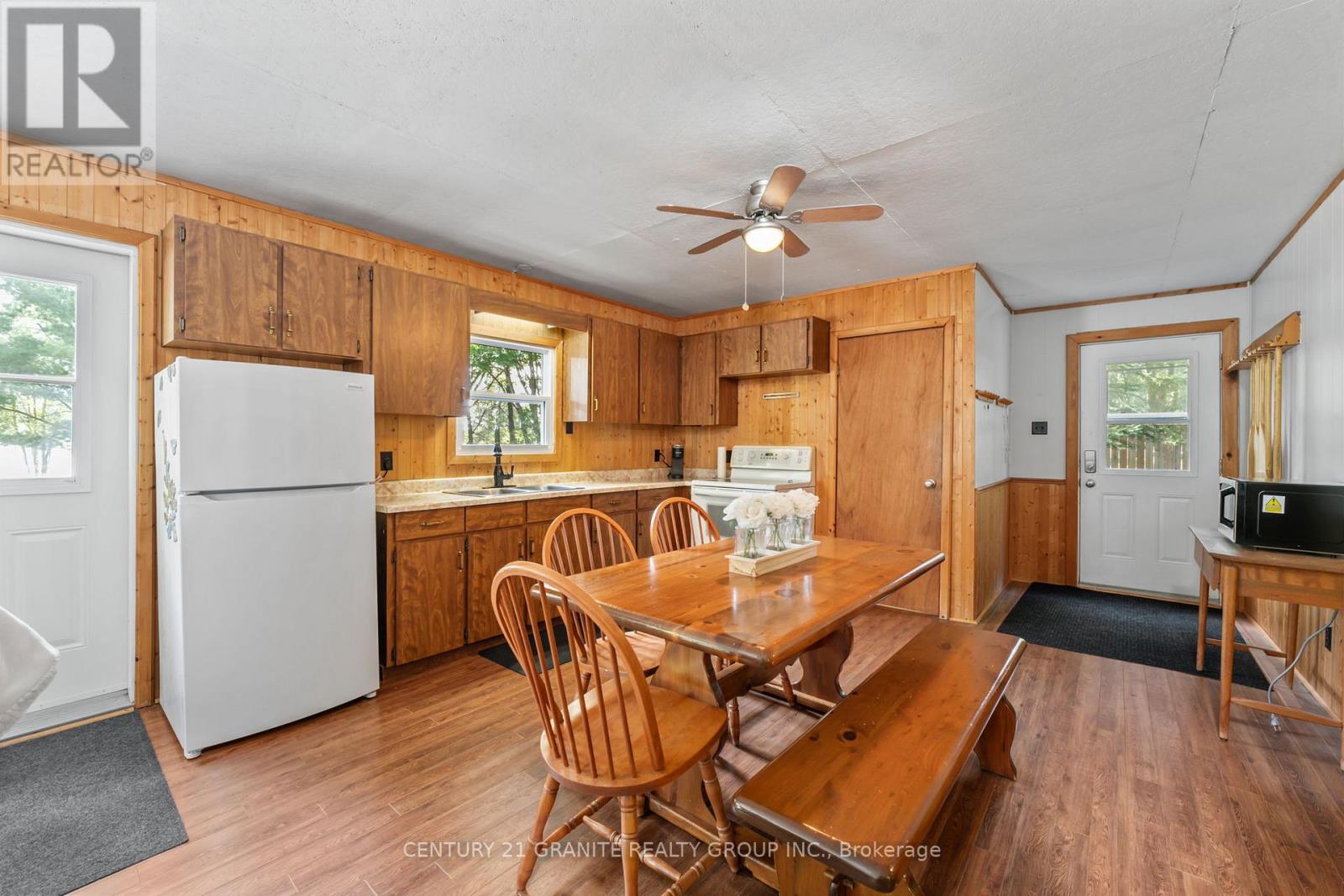 920 Papineau Lake Road, Hastings Highlands, Ontario  K0L 2R0 - Photo 9 - X12352716