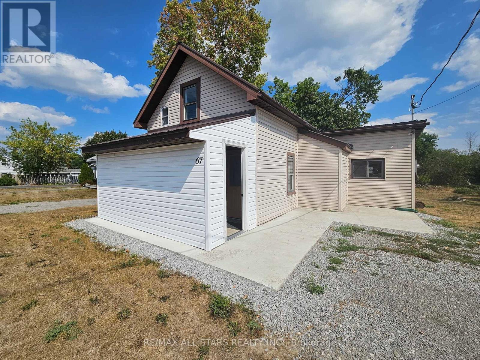 67 Murray Street, Kawartha Lakes, Ontario  K0M 1N0 - Photo 1 - X12352769