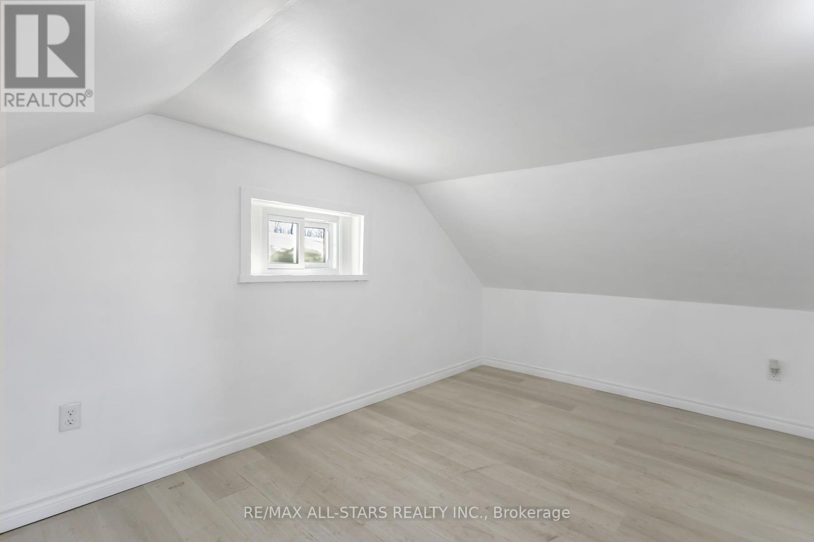 67 Murray Street, Kawartha Lakes, Ontario  K0M 1N0 - Photo 22 - X12352769