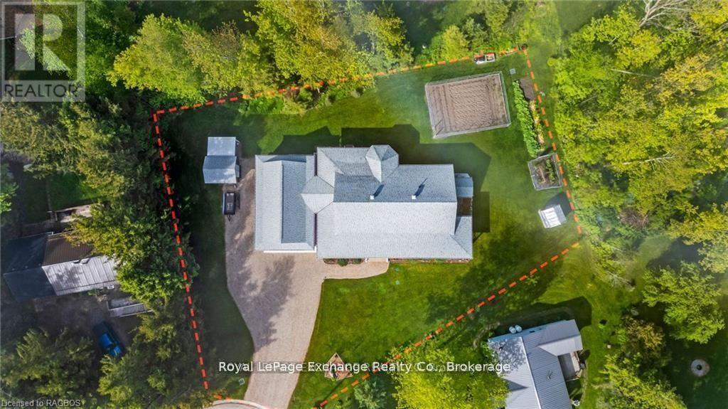 615 Cayuga Crescent, Huron-Kinloss, Ontario N2Z 2X3 - Photo 24 - X12352726