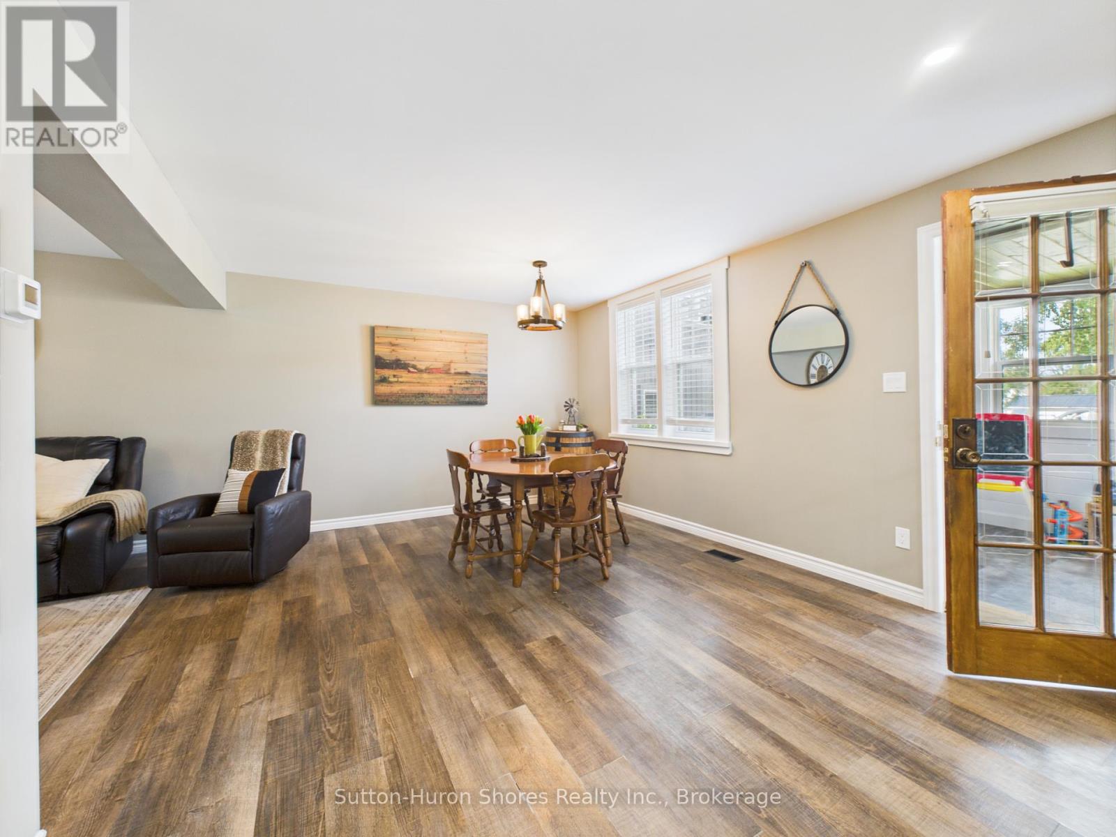 24 Market Street, Arran-Elderslie, Ontario N0H 2N0 - Photo 13 - X12352772