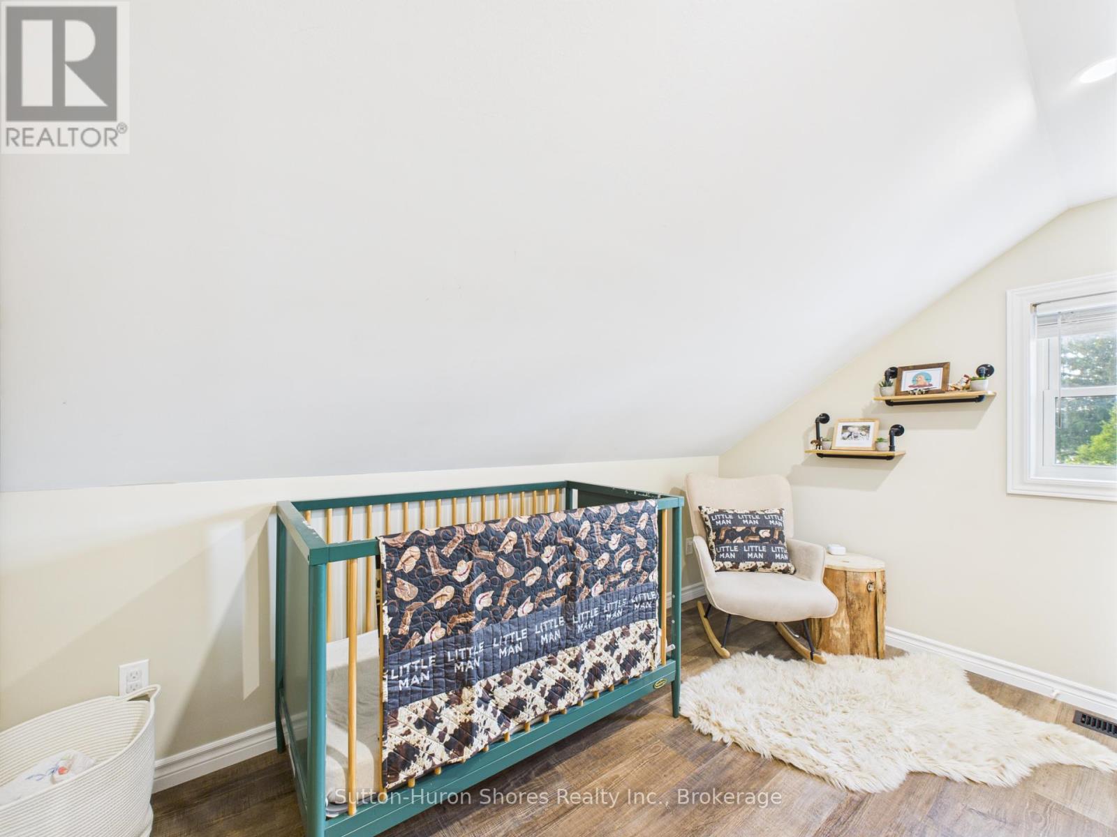 24 Market Street, Arran-Elderslie, Ontario N0H 2N0 - Photo 23 - X12352772