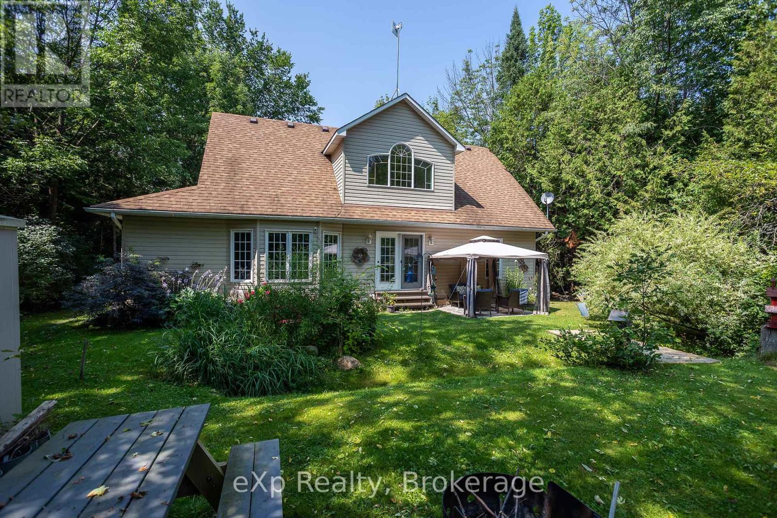 126 Wilson Drive, Georgian Bluffs, Ontario  N0H 2T0 - Photo 41 - X12352782