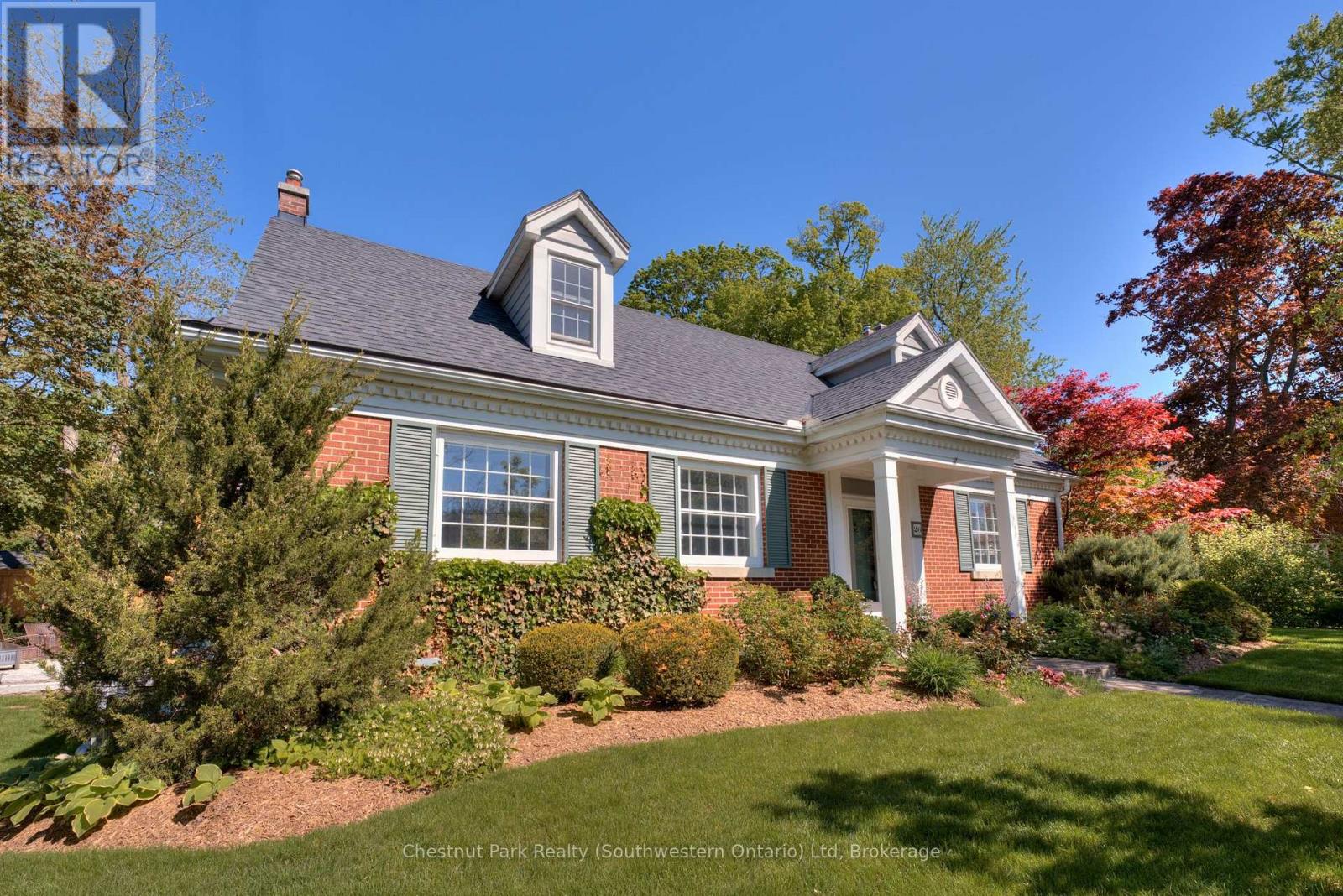 26 Lemon Street, Guelph, Ontario N1E 2G9 - Photo 2 - X12352787