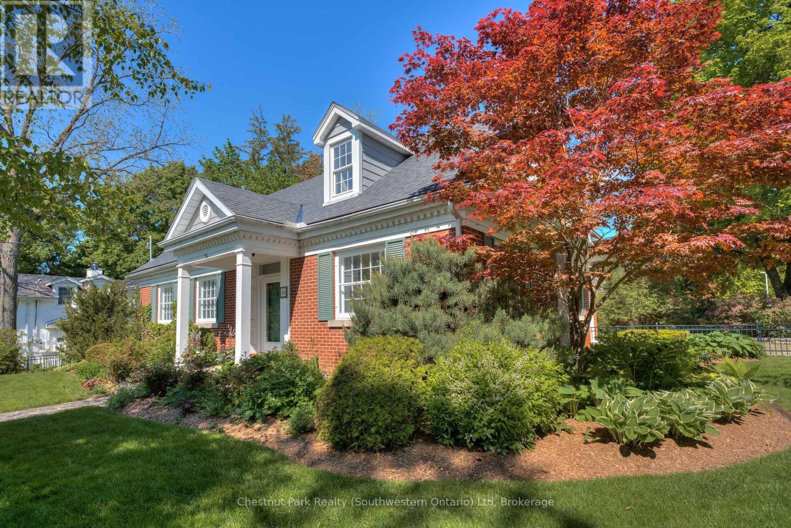 26 Lemon Street, Guelph, Ontario N1E 2G9 - Photo 3 - X12352787