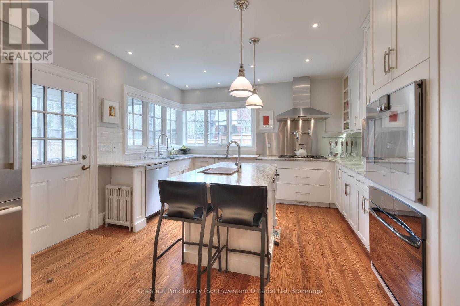 26 Lemon Street, Guelph, Ontario N1E 2G9 - Photo 30 - X12352787