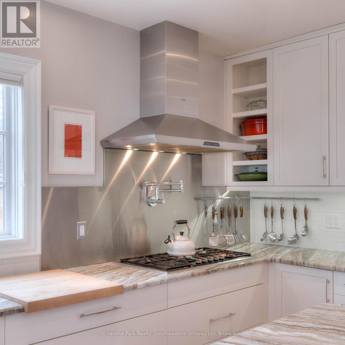 26 Lemon Street, Guelph, Ontario N1E 2G9 - Photo 33 - X12352787