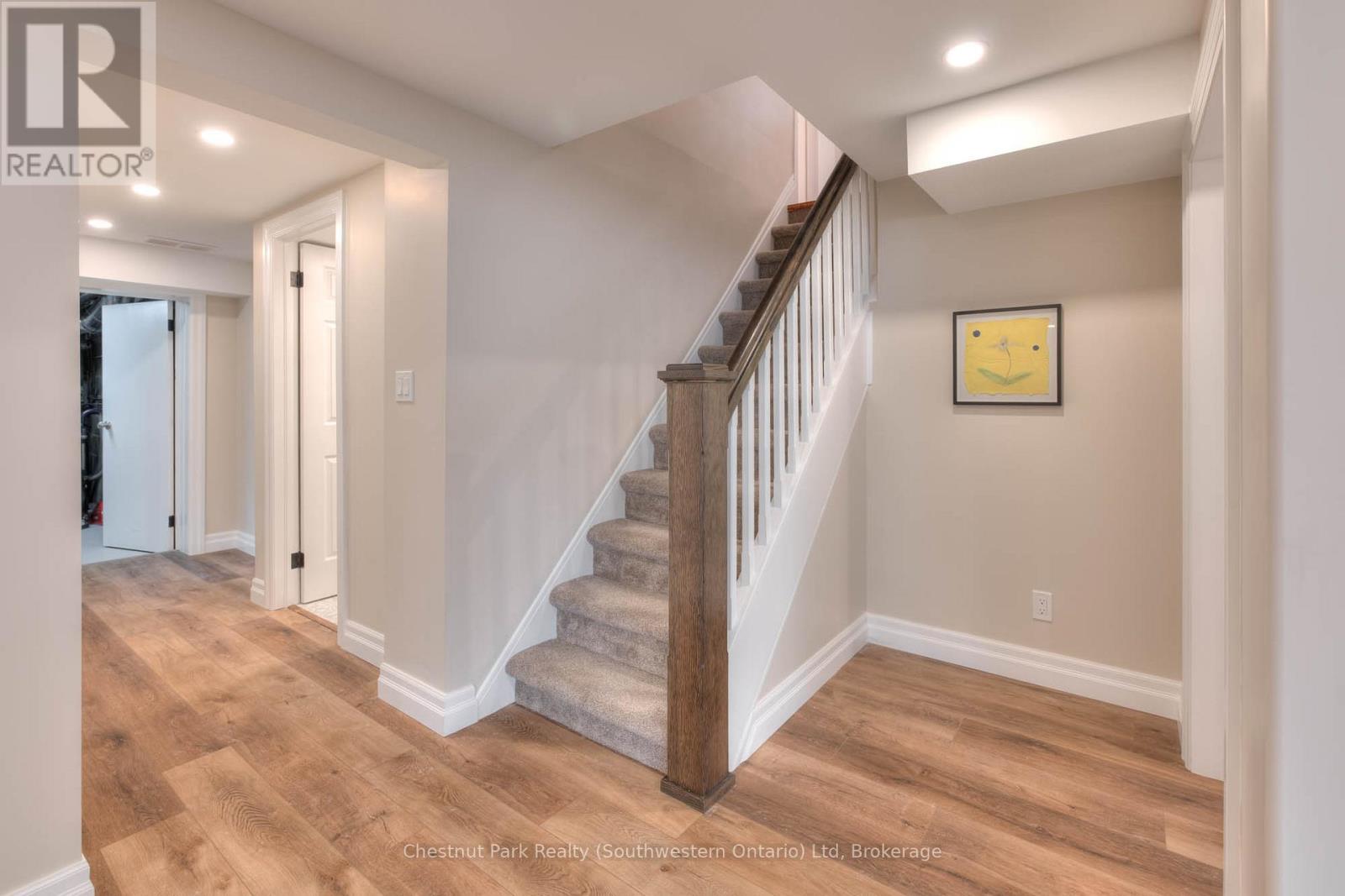 26 Lemon Street, Guelph, Ontario N1E 2G9 - Photo 42 - X12352787