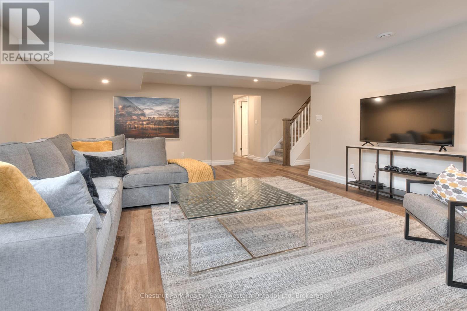 26 Lemon Street, Guelph, Ontario N1E 2G9 - Photo 43 - X12352787