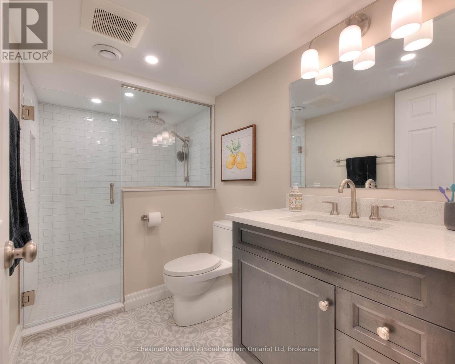 26 Lemon Street, Guelph, Ontario N1E 2G9 - Photo 46 - X12352787