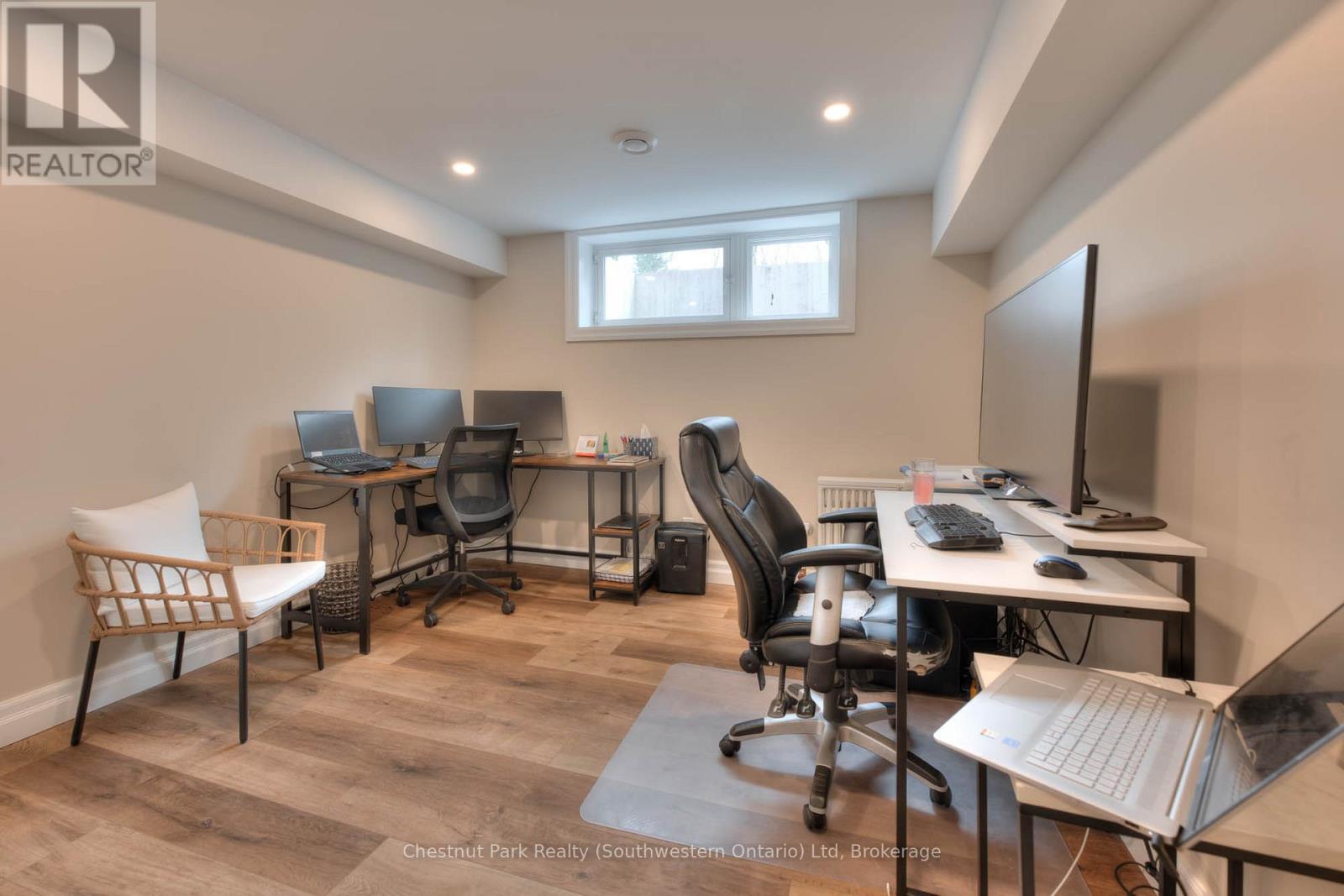 26 Lemon Street, Guelph, Ontario N1E 2G9 - Photo 47 - X12352787