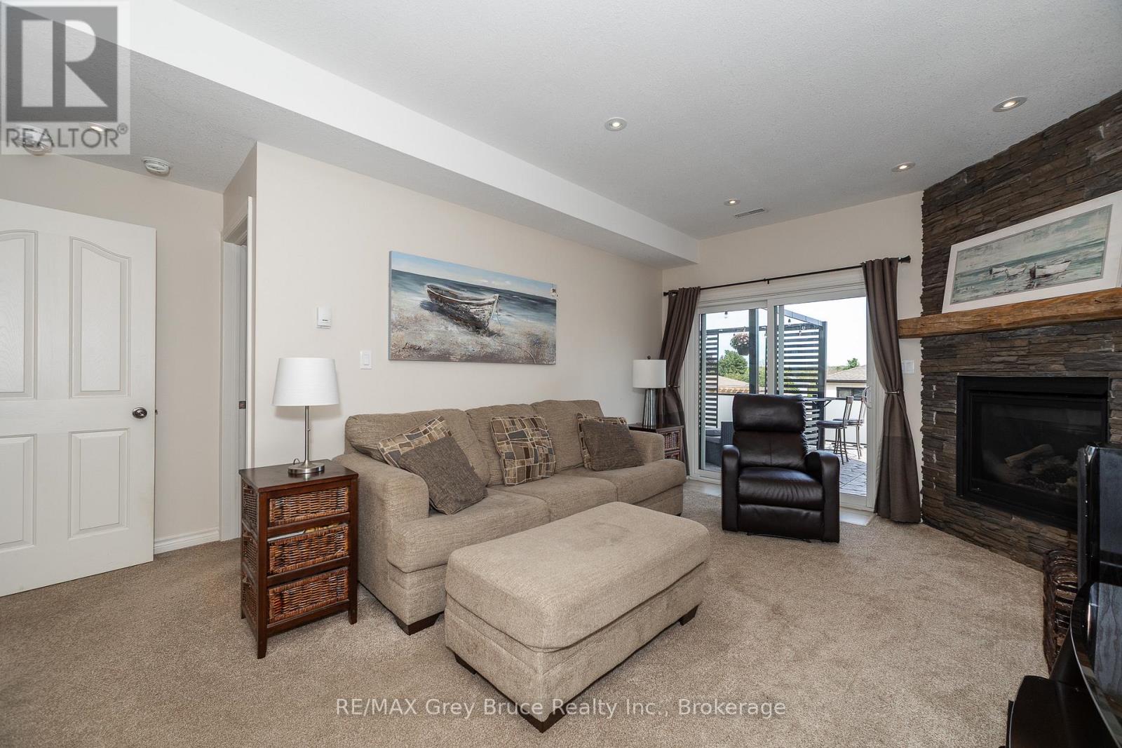 2591 7th Ave E, Owen Sound, Ontario N4K 6V1 - Photo 12 - X12352814