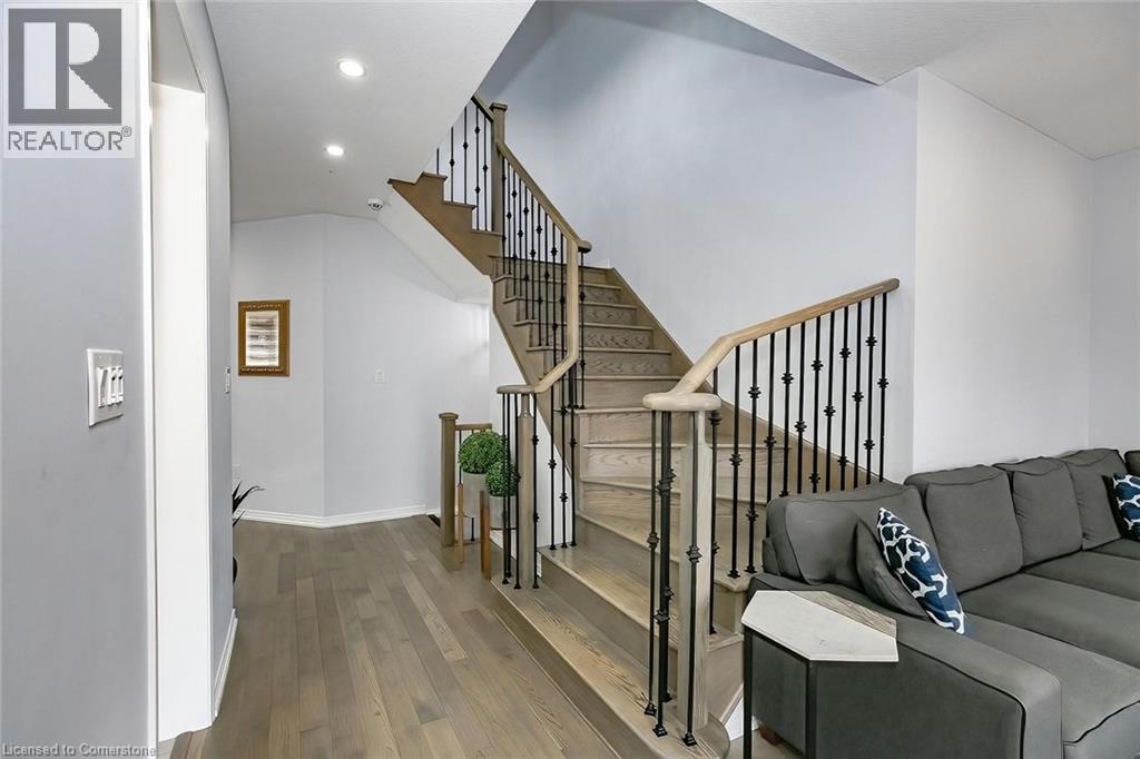 154 Munro Circle, Brantford, Ontario  N3T 5L6 - Photo 14 - 40761018