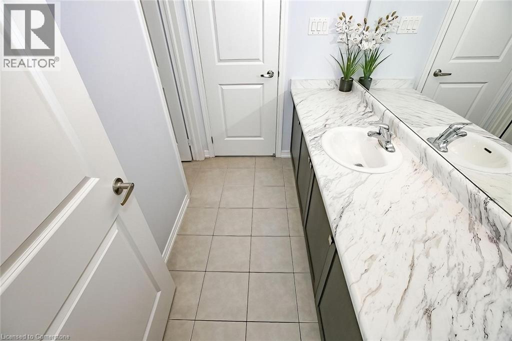 154 Munro Circle, Brantford, Ontario  N3T 5L6 - Photo 33 - 40761018