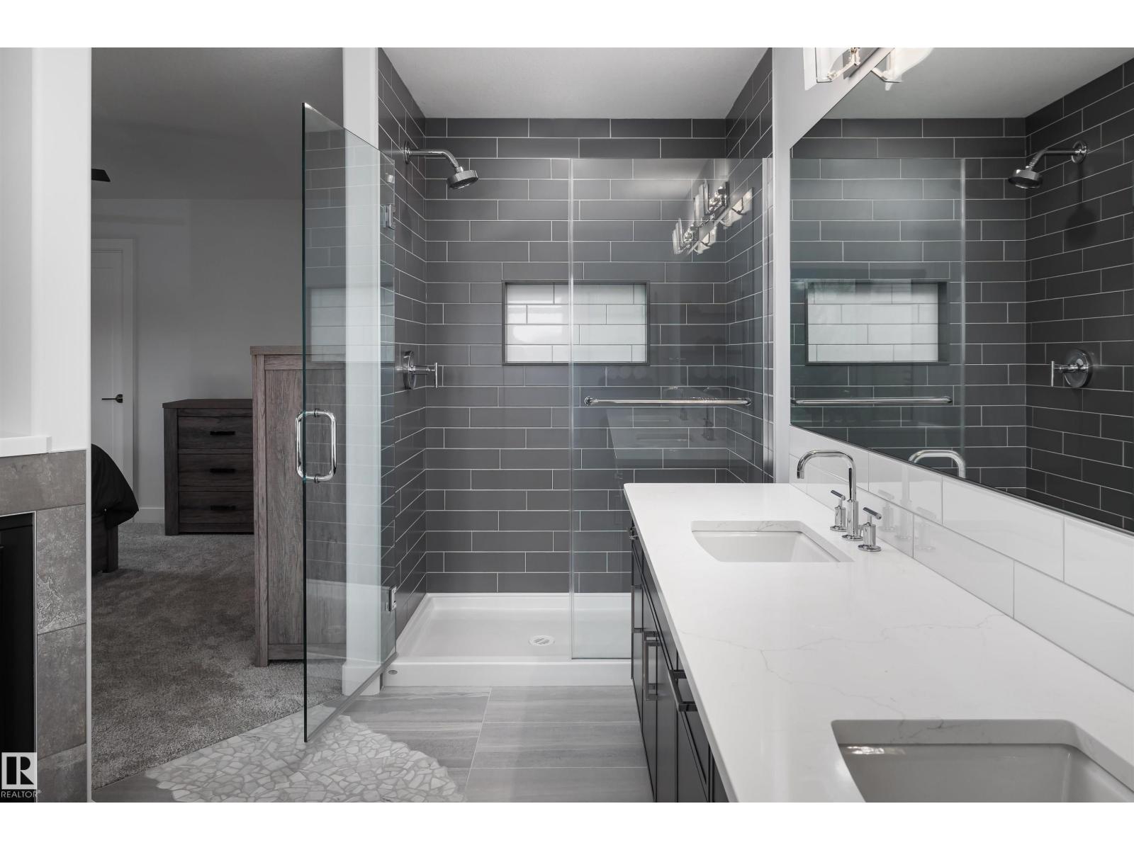 1562 Howes Pl Sw, Edmonton, Alberta  T6E 5C1 - Photo 15 - E4453669