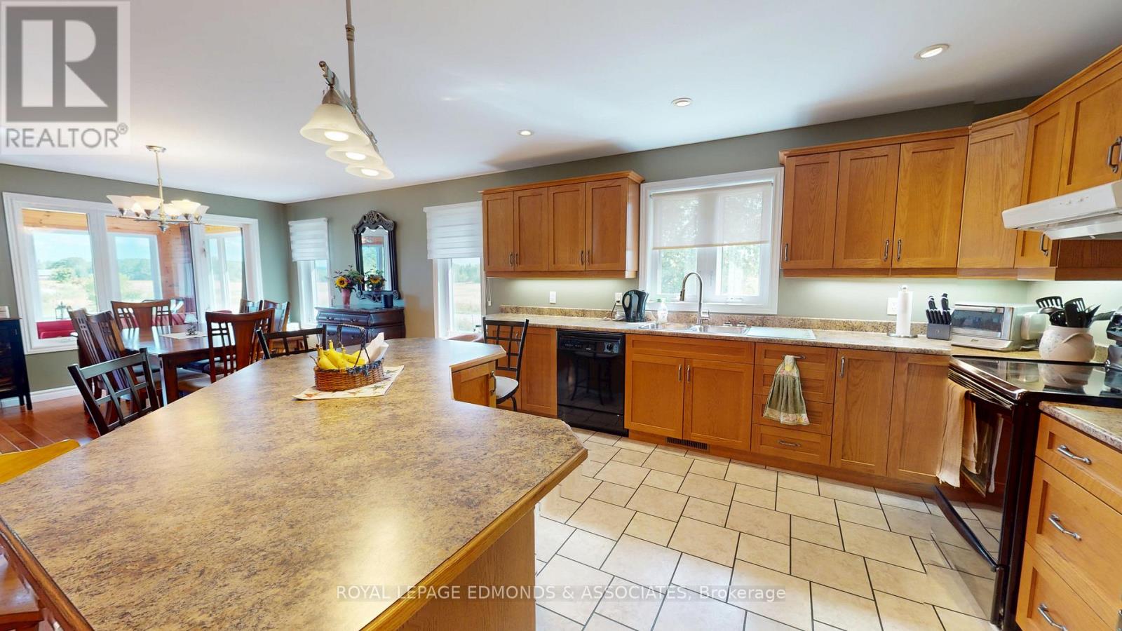 1388 Bromley Line E, Whitewater Region, Ontario  K0J 2L0 - Photo 17 - X12352752