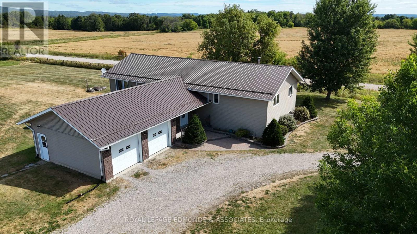 1388 Bromley Line E, Whitewater Region, Ontario  K0J 2L0 - Photo 2 - X12352752