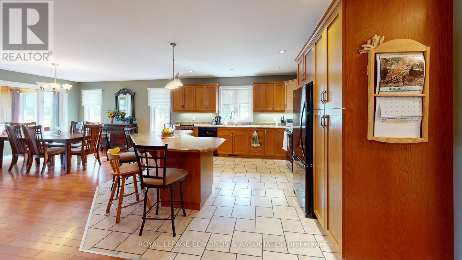 1388 Bromley Line E, Whitewater Region, Ontario  K0J 2L0 - Photo 20 - X12352752