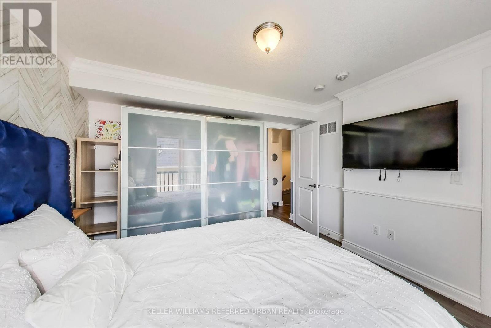 231 - 380 Hopewell Avenue, Toronto, Ontario  M6E 2S2 - Photo 14 - W12352641