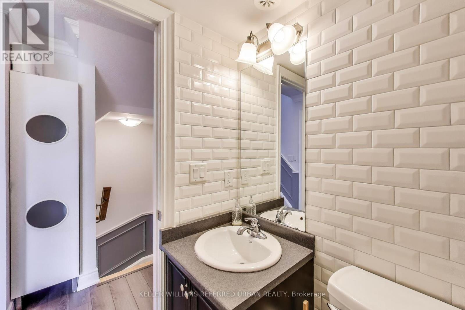 231 - 380 Hopewell Avenue, Toronto, Ontario  M6E 2S2 - Photo 19 - W12352641
