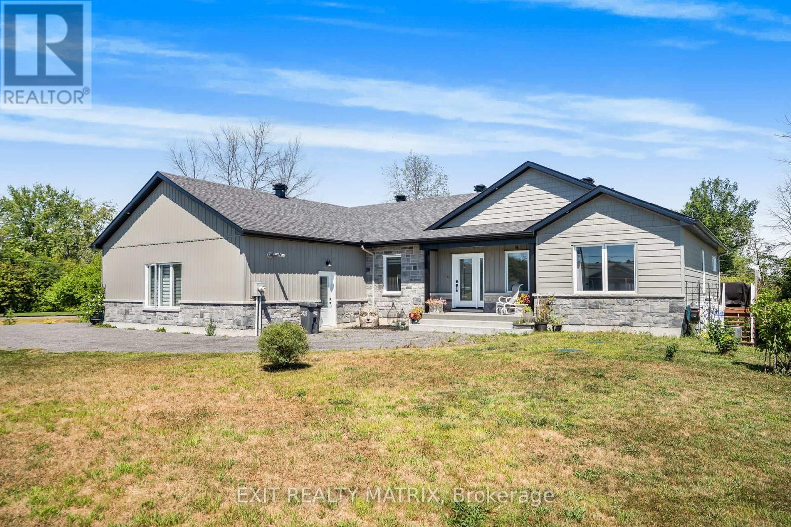 3515 FRONT ROAD E, East Hawkesbury, Ontario