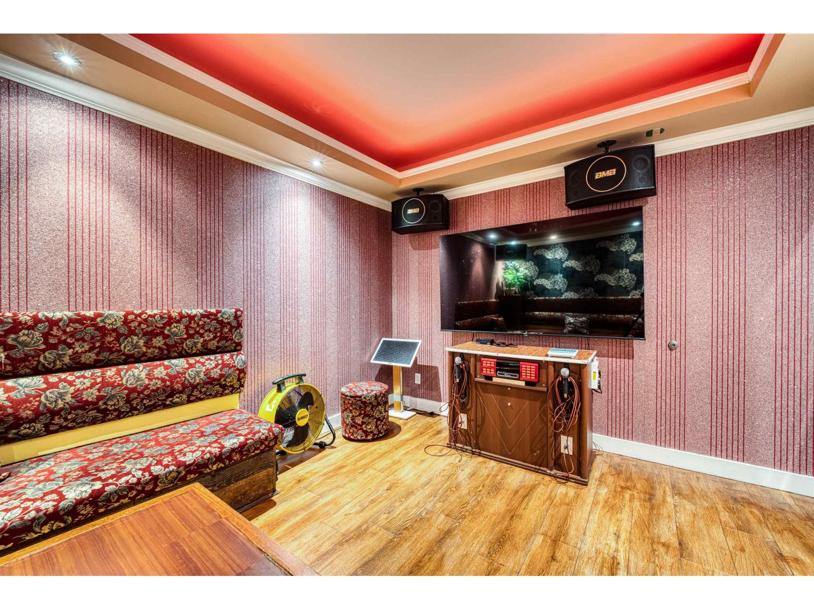 105b 15290 103a Avenue, Surrey, British Columbia  V3R 7A2 - Photo 6 - C8071388