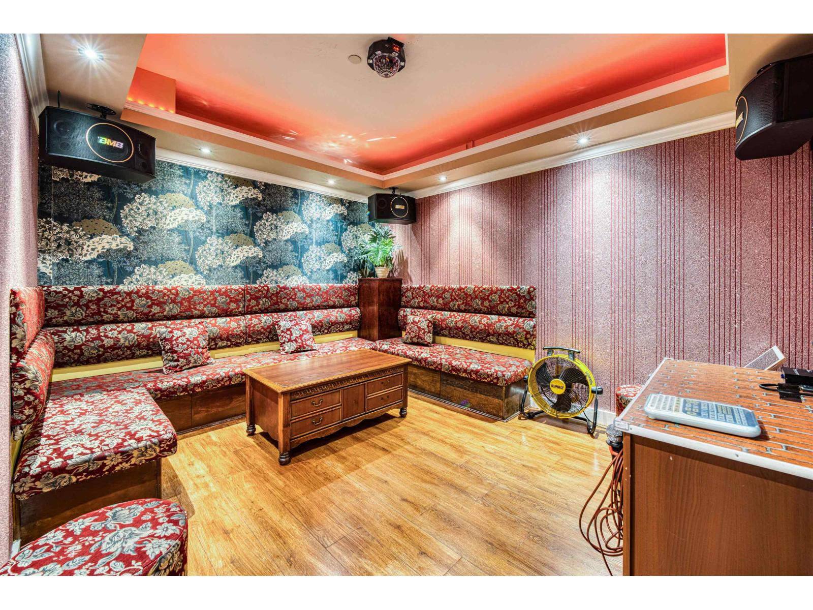 105b 15290 103a Avenue, Surrey, British Columbia  V3R 7A2 - Photo 4 - C8071388