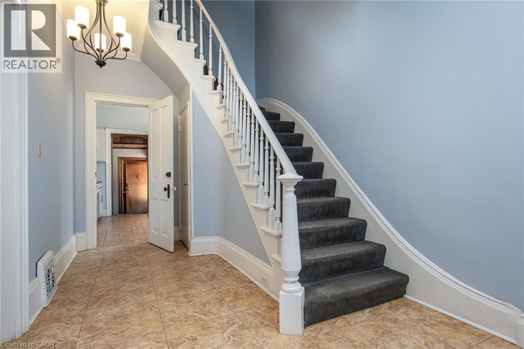 109 College Street, Kitchener, Ontario  N2H 5A2 - Photo 11 - 40616304