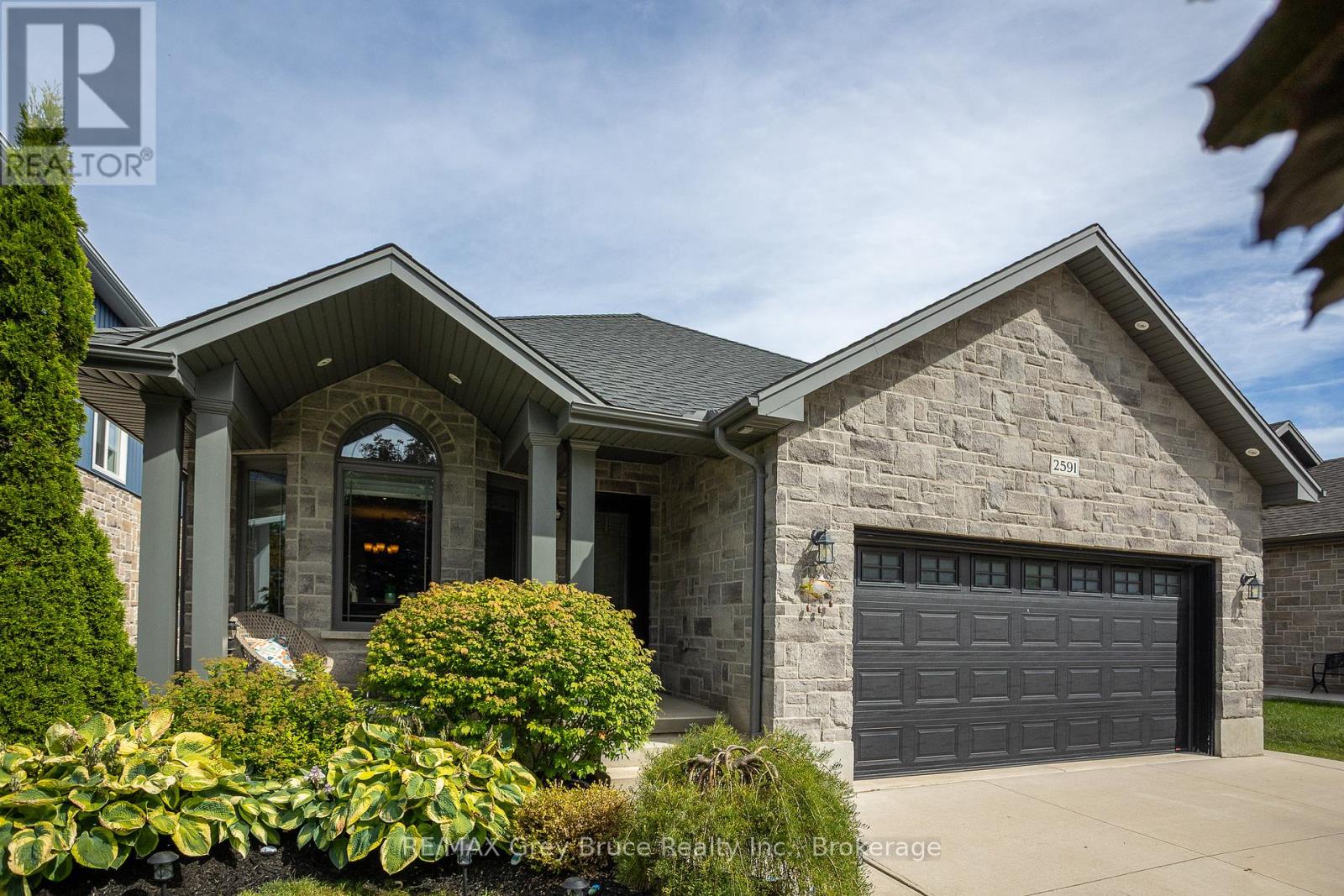 2591 7th Ave E, Owen Sound, Ontario N4K 6V1 - Photo 1 - X12352814